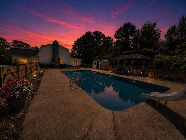 132 Boofer Road, Ringgold, GA 30736