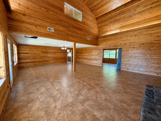 132 Boofer Road, Ringgold, GA 30736