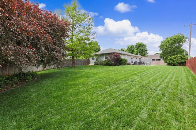 2000 N Carter, Augusta, KS 67010