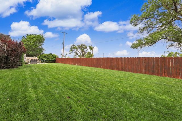2000 N Carter, Augusta, KS 67010