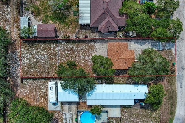 1009 Saunders St, Aransas Pass, TX 78336