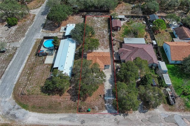 1009 Saunders St, Aransas Pass, TX 78336