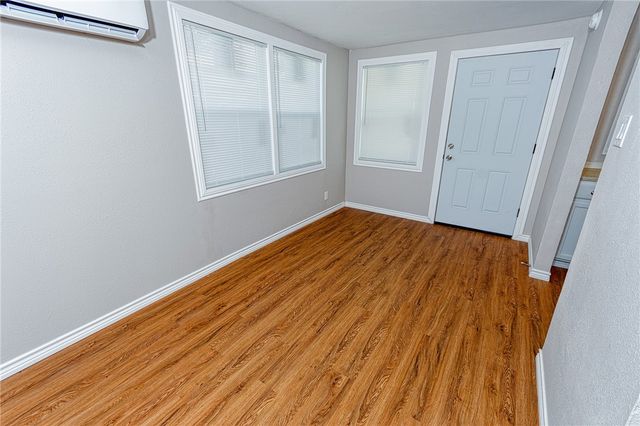 1009 Saunders St, Aransas Pass, TX 78336