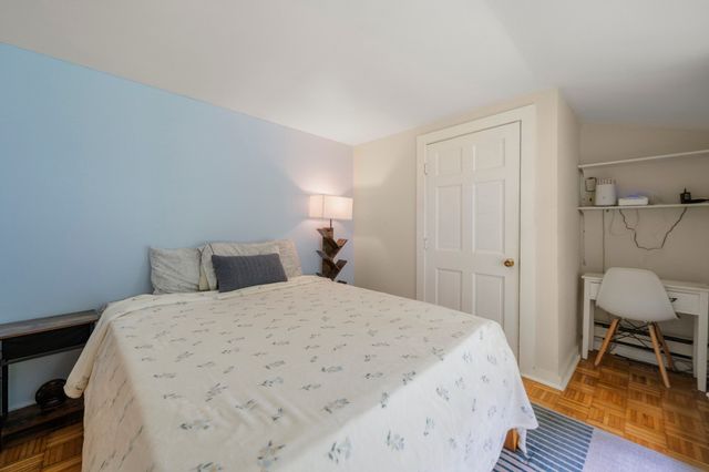43 Myrtle St, Norfolk, MA 02056