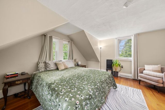 43 Myrtle St, Norfolk, MA 02056