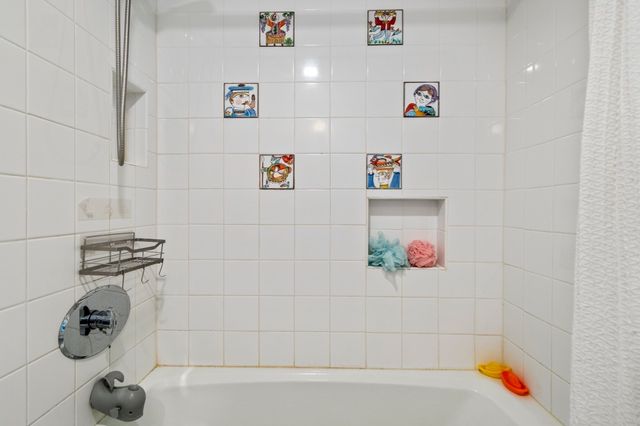 43 Myrtle St, Norfolk, MA 02056
