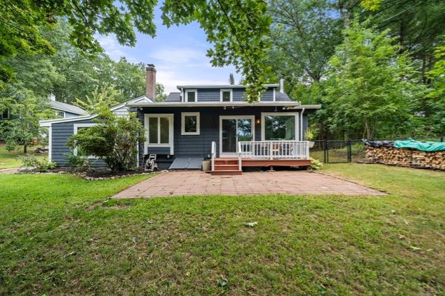 43 Myrtle St, Norfolk, MA 02056