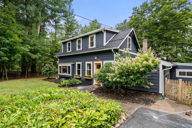 43 Myrtle St, Norfolk, MA 02056
