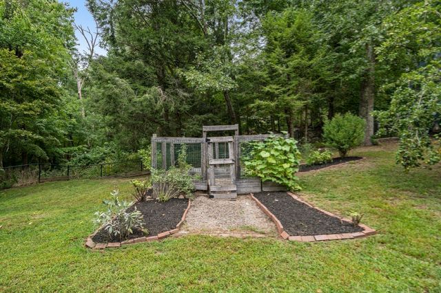 43 Myrtle St, Norfolk, MA 02056