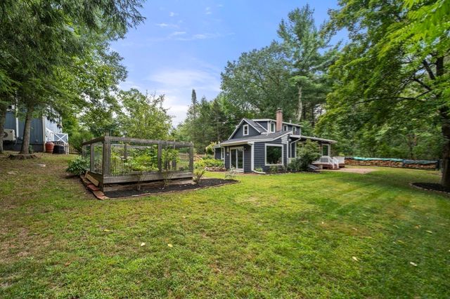 43 Myrtle St, Norfolk, MA 02056