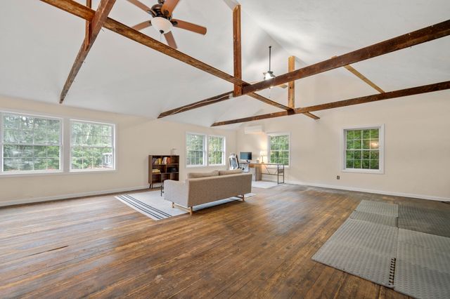 43 Myrtle St, Norfolk, MA 02056