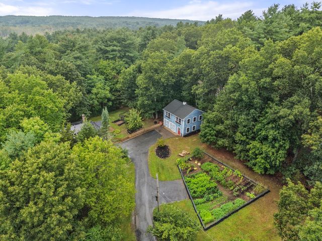 43 Myrtle St, Norfolk, MA 02056