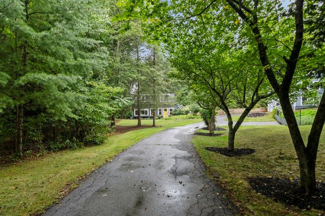 43 Myrtle St, Norfolk, MA 02056