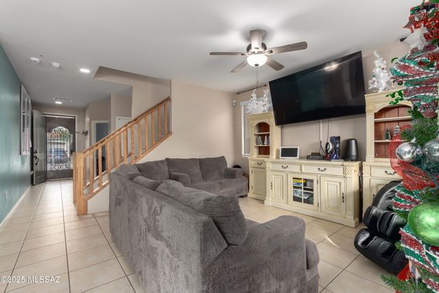 12540 E Red Iron Trail, Vail, AZ 85641