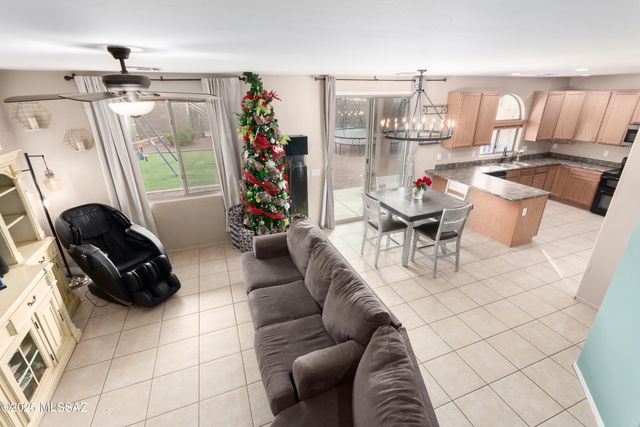 12540 E Red Iron Trail, Vail, AZ 85641