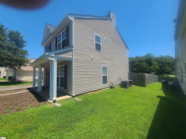 216 Clay Thorn Court, Greer, SC 29651