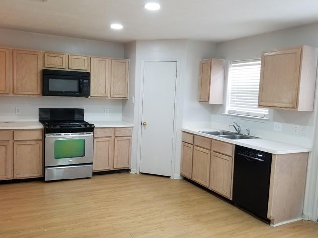 839 Autumn Point Lane, Spring, TX 77373