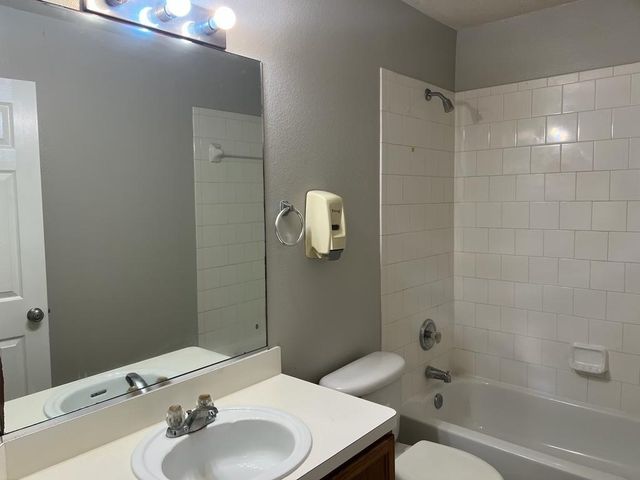 14922 Sugar Sweet Drive, Sugar Land, TX 77498