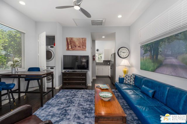 2160 N Hermosa Drive, Palm Springs, CA 92262