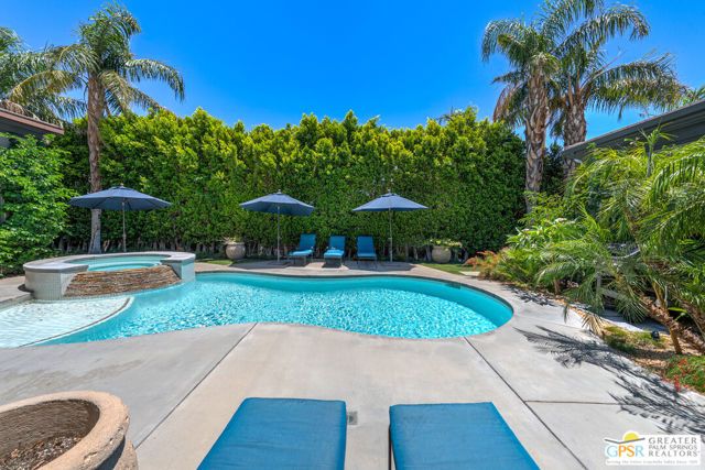 2160 N Hermosa Drive, Palm Springs, CA 92262