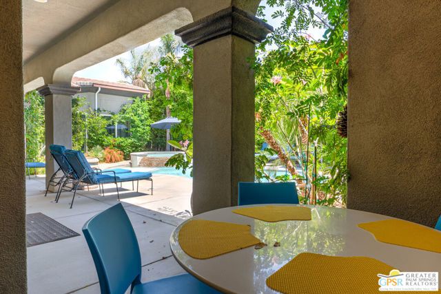 2160 N Hermosa Drive, Palm Springs, CA 92262