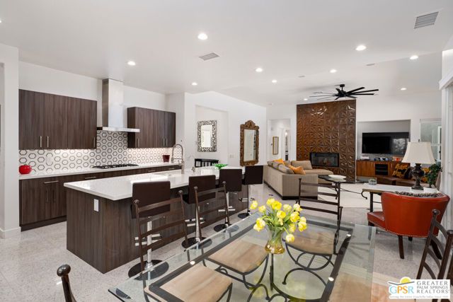 2160 N Hermosa Drive, Palm Springs, CA 92262