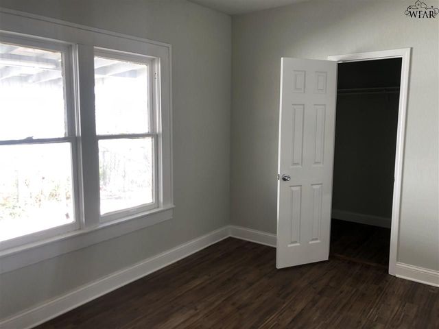 3013 HOLLYWOOD AVENUE, Wichita Falls, TX 76309