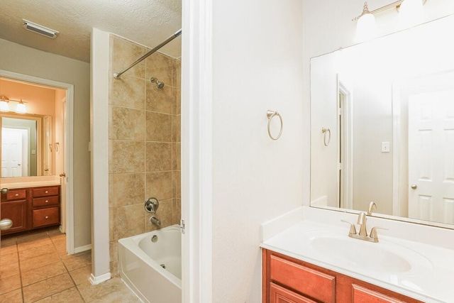 6206 Lovage Avenue, Crosby, TX 77532