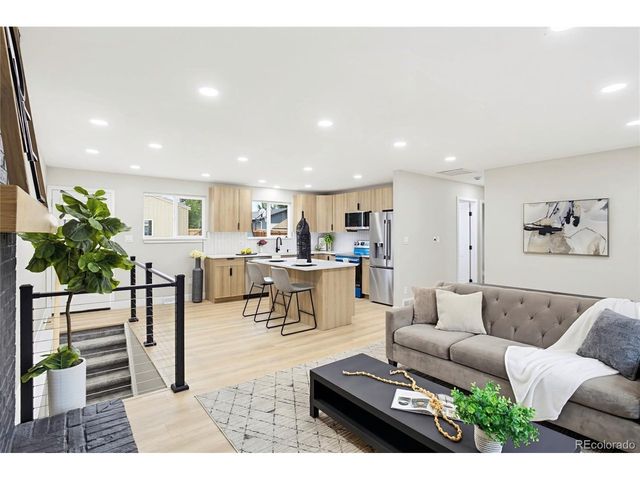 1925 Fenton St, Edgewater, CO 80214