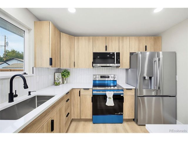 1925 Fenton St, Edgewater, CO 80214