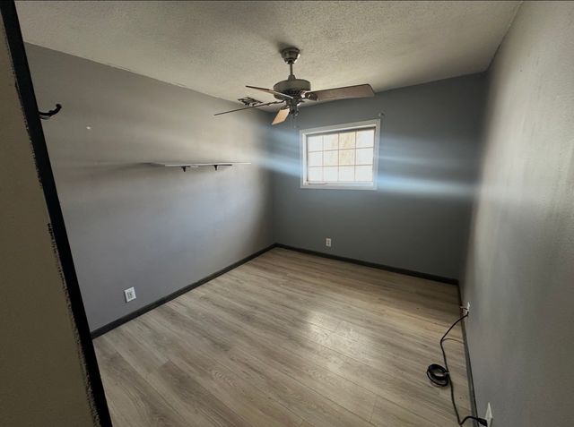 3538 Elmwood Ct NE, Cedar Rapids, IA 52402