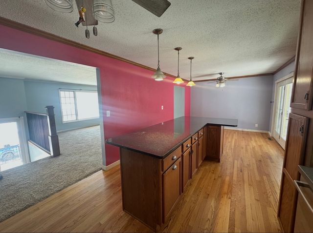 3538 Elmwood Ct NE, Cedar Rapids, IA 52402