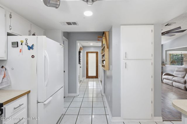 1139 Altamira Street NW, Palm Bay, FL 32907