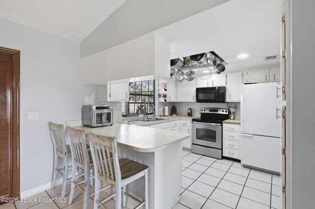 1139 Altamira Street NW, Palm Bay, FL 32907