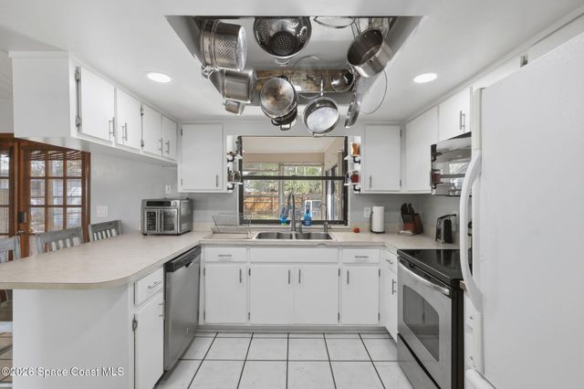 1139 Altamira Street NW, Palm Bay, FL 32907