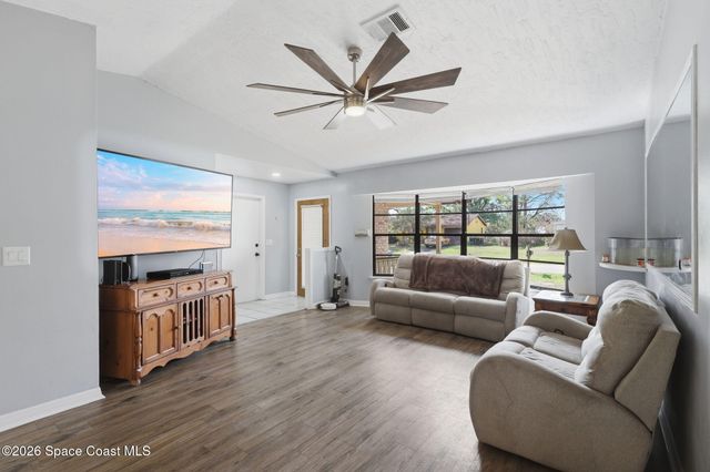 1139 Altamira Street NW, Palm Bay, FL 32907