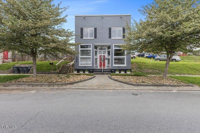 809 East Sullivan Street, Kingsport, TN 37660