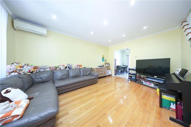 248 Bay 13th Street, New York City, NY 11214