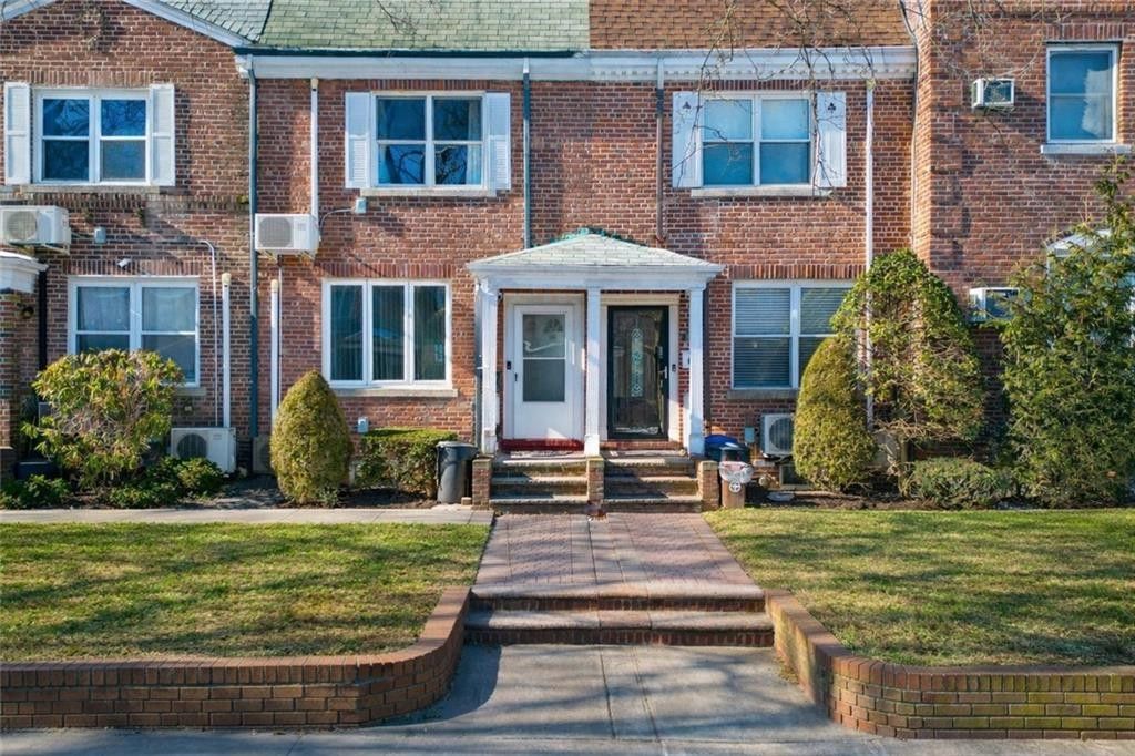 248 Bay 13th Street, New York City, NY 11214