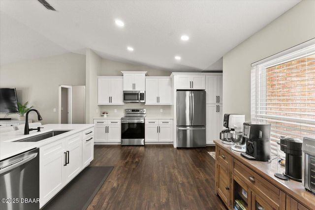 6009 Hickory Grove Lane, Port Orange, FL 32128