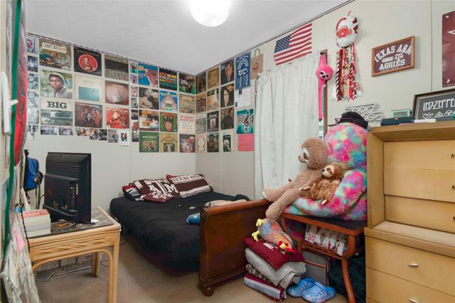 18093 Pickering Road, Conroe, TX 77302