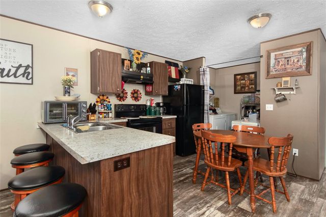 18093 Pickering Road, Conroe, TX 77302