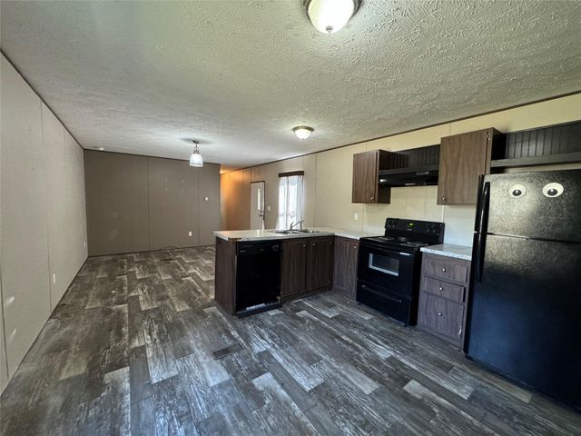 18093 Pickering Road, Conroe, TX 77302