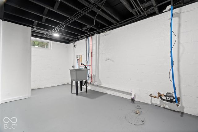 5301 Sutton Street, Indianapolis, IN 46218