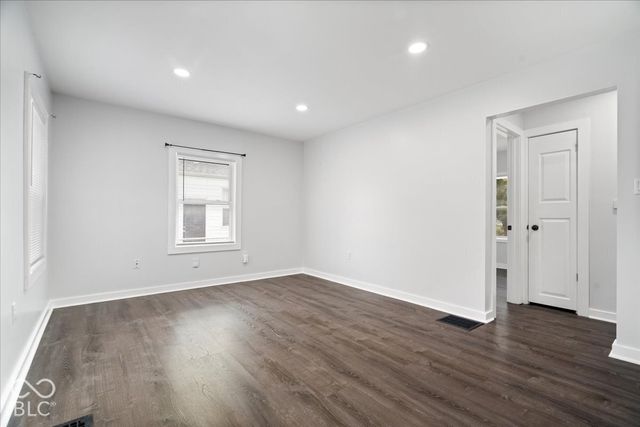 5301 Sutton Street, Indianapolis, IN 46218