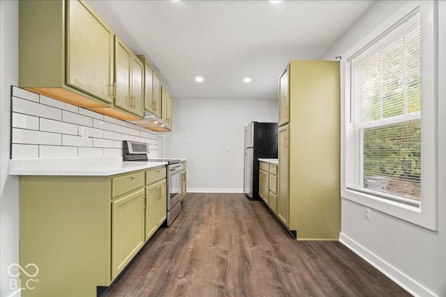5301 Sutton Street, Indianapolis, IN 46218