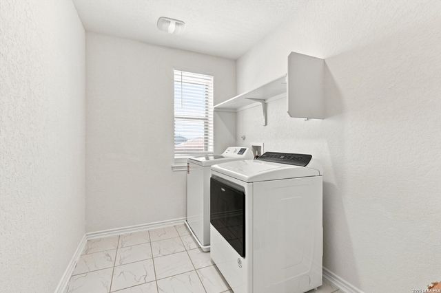 3802 PUTNAM FLDS, Converse, TX 78109