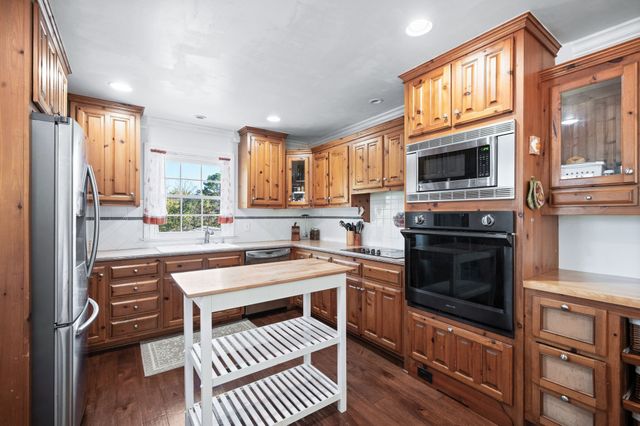 7466 Cox Pike, Fairview, TN 37062