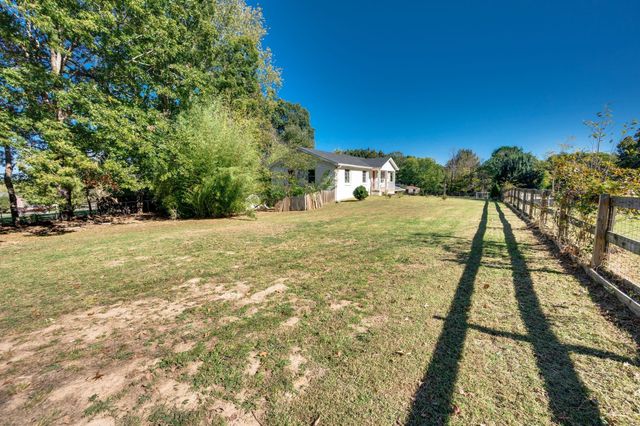 7466 Cox Pike, Fairview, TN 37062