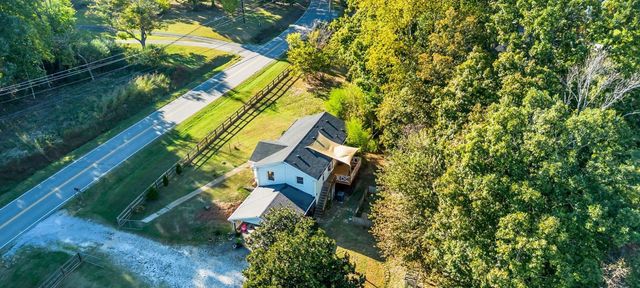 7466 Cox Pike, Fairview, TN 37062